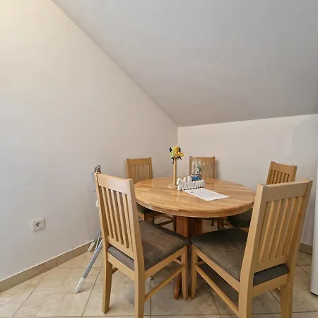 Apartamento Pine Tree Dalmatia