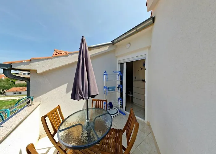 Apartamento Pine Tree Dalmatia *