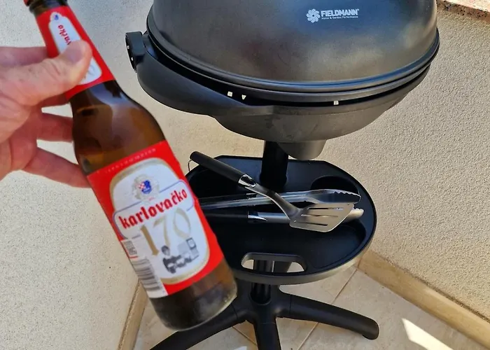 Pine Tree Dalmatia Apartamento Srima